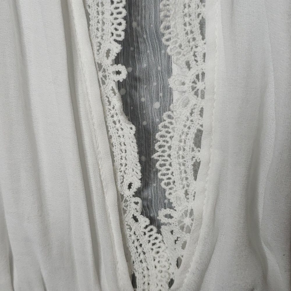 FREE PEOPLE BOHO STYLE WOMAN'S TOP - Picture 2 of 9